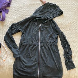 Isabel Maternity by Ingrid and Isabel Zip Up light jacket